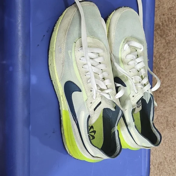 Nike Waffle One Crater Color Lime ICE - Picture 2 of 6